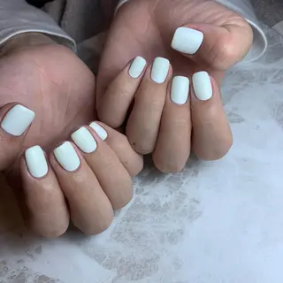 ネイル 里見 麗のネイルデザイン