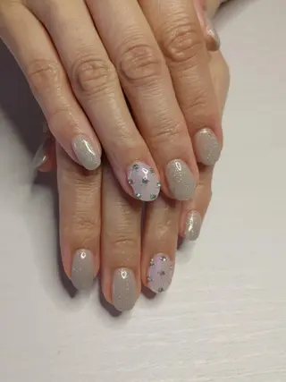 ネイル étoile(エトワール)所属・山田 可愛のネイルデザイン