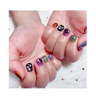 ショート ネイル 👑enen style👑のネイルデザイン