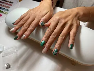 ネイル 楊 蓉のネイルデザイン