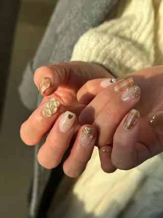 ショート m kaori𓃟のネイルデザイン