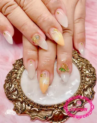 ネイル CROWN プライベートサロンのネイルデザイン