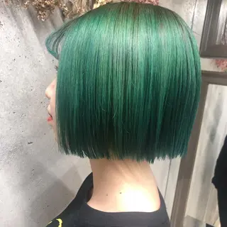 ショート カラー wakana 【ブリーチカラー】のヘアスタイル