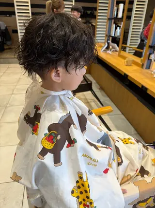 ショート パーマ メンズ キッズ カラー特化美容師🩷 マインのヘアスタイル