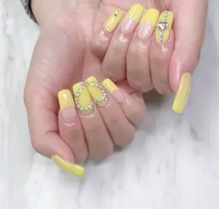 ネイル 🫧‪Yuri🫧 5月予約受付中✨のネイルデザイン