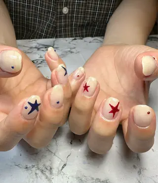 ネイル 新山 聖のネイルデザイン