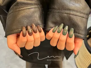 ロング . azusaのネイルデザイン