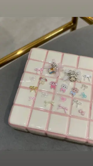 ネイル Lim nail🤍 Ayaのネイルデザイン