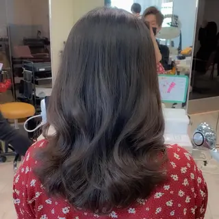 セミロング パーマ 顔まわりカット🌟 くびれヘア/寺門遥輝のヘアスタイル