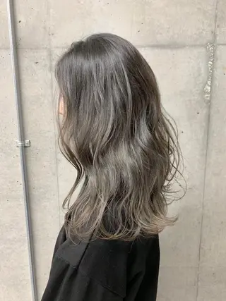 ロング カラー ヘアアレンジ 【公式】amble luxe池袋東口🩷のヘアスタイル