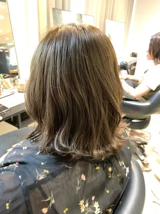 ミディアム カラー 🌈艶髪/髪質改善 新宿itouのヘアスタイル