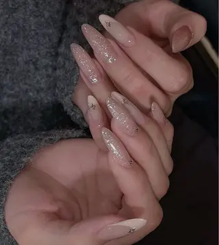 カラー AIN Nailのネイルデザイン