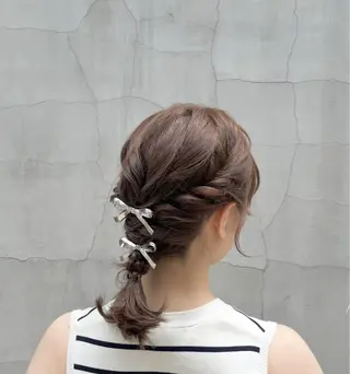 ミディアム レイヤー×透明感 ヘアセット/ミサトのヘアスタイル