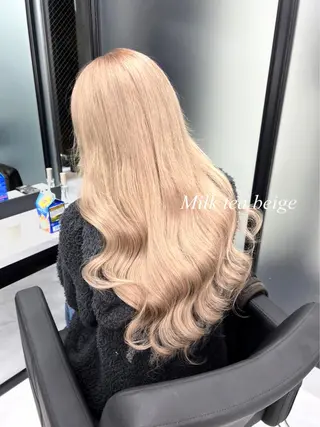 ロング カラー シールエクステ特化 ハイトーン、NANAのヘアスタイル