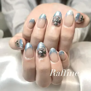 ネイル RAFFINE haru🦋🩵のネイルデザイン