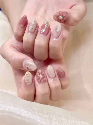 ネイル Rarity ネイルサロンのネイルデザイン