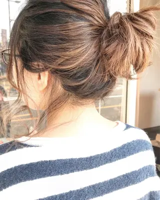 セミロング カラー ヘアアレンジ Mariana/ 鶴原-ハイライトのヘアスタイル