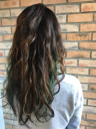 ロング カラー ヘアアレンジ 烏山 達也のヘアスタイル