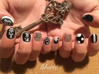 ネイル liberté (リベルテ)のネイルデザイン