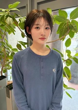 ショート カラー 🌟満足度No.1/ 似合わせ/AYA🌟のヘアスタイル