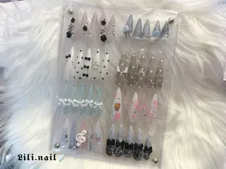 ネイル lili.nail y2k/長さ出しのネイルデザイン