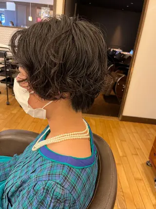 ショート パーマ 齊藤 衣梨佳のヘアスタイル