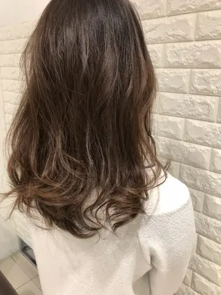 ミディアム カラー 【白髪ぼかし】 矢内　夏輝のヘアスタイル