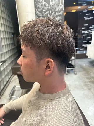 ショート カラー メンズ Men's only salonSHIFT薬院店所属・岩永 大夢のヘアスタイル