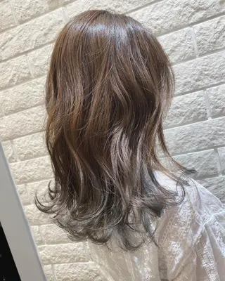 セミロング カラー 艶感🫧透明感カラー YUKARIのヘアスタイル