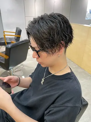パーマ メンズ マエダ リョウのヘアスタイル