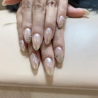 ネイル MoonNail ユリ🌸のネイルデザイン