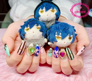 ネイル CROWN プライベートサロンのネイルデザイン