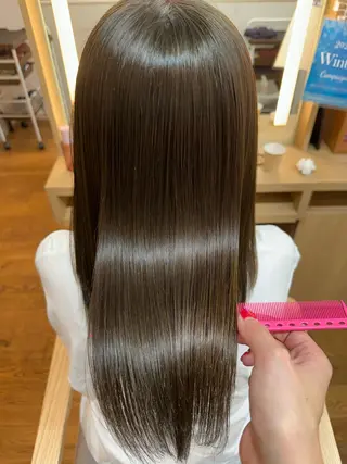セミロング 髪質改善/縮毛矯正✨ 白石ゆいのヘアスタイル