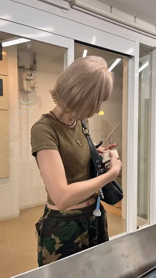 ショート カラー 堀江/心斎橋/西大橋 四ツ橋【Vers】のヘアスタイル