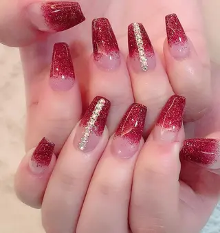 ネイル VIVIAN リサのネイルデザイン