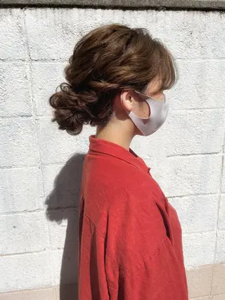 セミロング ヘアアレンジ ヘアアレンジ にいた　かづしげのヘアスタイル