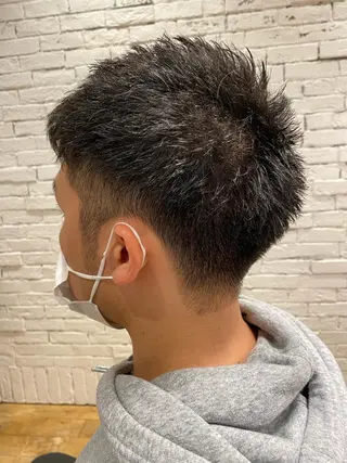メンズ 前田 輝のヘアスタイル