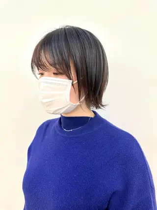 ショート カラー さとう あやかのヘアスタイル