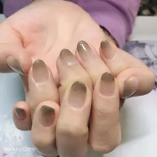 ネイル ガレンドウ 白澤 愛子のネイルデザイン