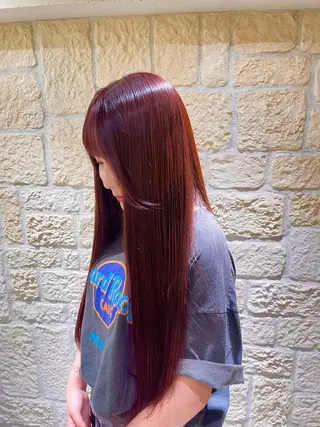 ロング 千代 夏輝のヘアスタイル