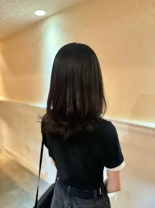 セミロング カラー 髪質改善カラー ベージュ🤎YUMEのヘアスタイル