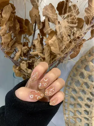 ネイル 齋藤 沙羅のネイルデザイン