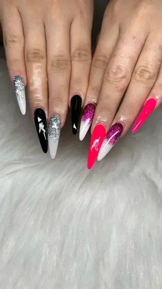 ネイル 𝐧𝐚𝐢𝐥 𝐌𝐢𝐖𝐢𝐢のネイルデザイン