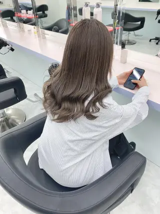 セミロング カラー 💕コテ巻き風パーマ 💕KEIYA 💕のヘアスタイル