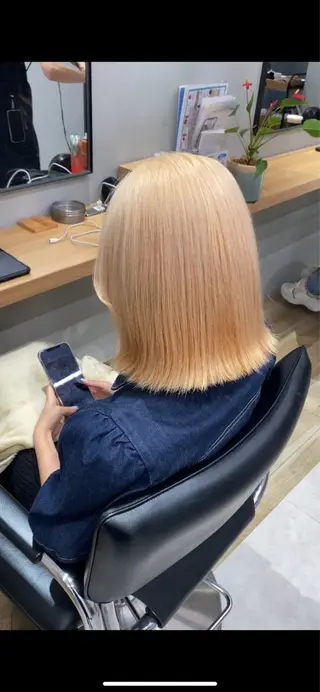 ミディアム カラー noa/ 渋谷のヘアスタイル