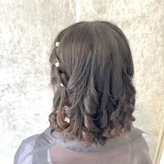 セミロング ヘアアレンジ ヘアメ🎀推しカラー 🥣横浜/しほ🧸のヘアスタイル