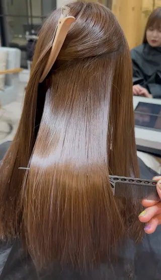 ロング 美髪矯正・ブリーチ 矯正🫧秋元ゆたかのヘアスタイル