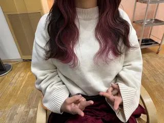 ロング カラー 山本 瑠華のヘアスタイル