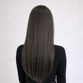 ロング カラー 佐藤 舞のヘアスタイル