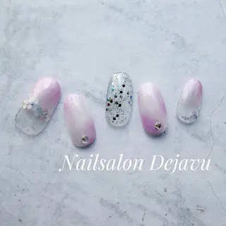ネイル Nail salon Dejavu 🌿のネイルデザイン